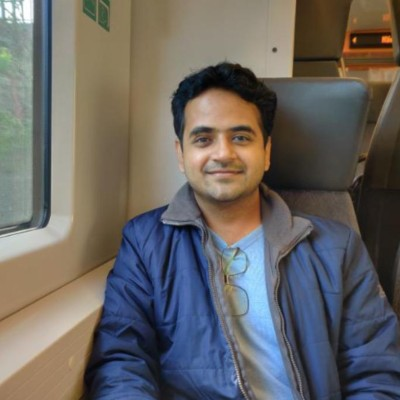 Dr. Alok Nikhil Jha